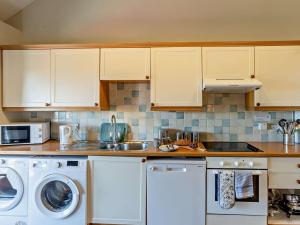 3 Bed in Bude CORYM