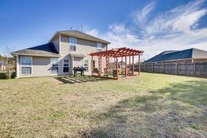 Spacious Family-Friendly Home in Denham Springs!