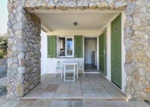 Bilocale Pianosa - riservato e fresco a soli 10 m dal mare