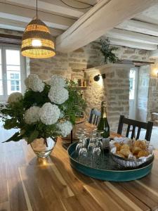 Templar House With Pool Near Chablis