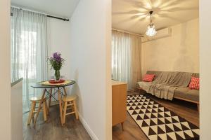 1BR Newest Unit in City Center