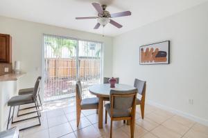 Landing at Seascape Pointe - Homestead