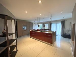 Modern 4 Bedroom House Ring of Kerry -Killarney