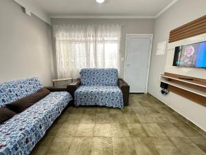 Apto completo, Wi-Fi e 1 vaga - 80m da Praia