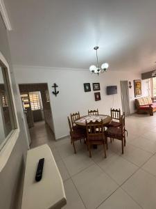 Apê 221 Costa Azul Centro