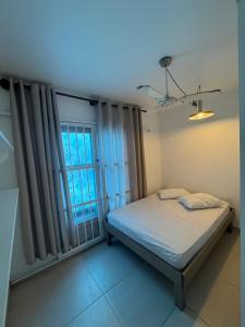 Apê 221 Costa Azul Centro