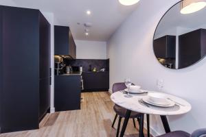 Cosy 1BR Home Near Media City & City Centre