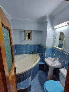 Apartment 4 Rooms Christmas Rovine