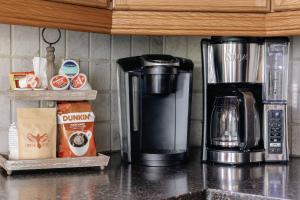 Mountain Cabin Getaway | Hot Tub, Fire Pit & Views