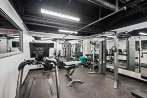 The 333 Suites - For 24 Guests