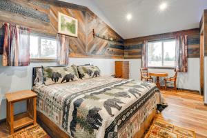 Mtn-View Retreat with Yard 4 Mi to Dtwn Lincoln