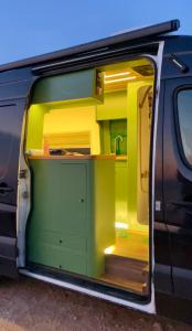 ALvanTURE Luxury Campervan The Mother