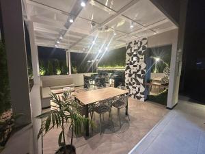 Moderno y acogedor departamento