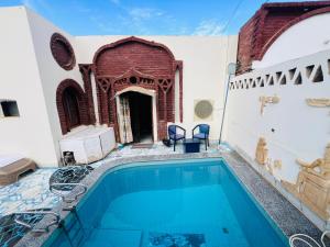 private home lucky seven