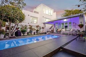 Luxury Villa Bloubergstrand