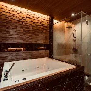 Private Villa at Mida Grande Resort