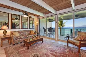 Lokelani A203 · LL A203 Gorgeous OceanFront 2BD Whale Watching