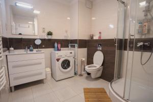 Boutique Apt with free swimming pool and parking