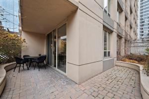 The Bernardin Gold Coast Luxury Apartments Near Magnificent Mile