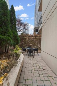 The Bernardin Gold Coast Luxury Apartments Near Magnificent Mile