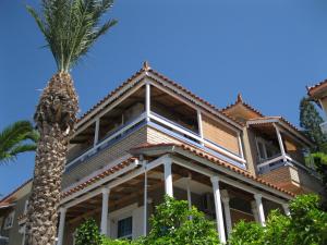 Alex - Nancy Apartments - Zaga Beach Messinia Greece