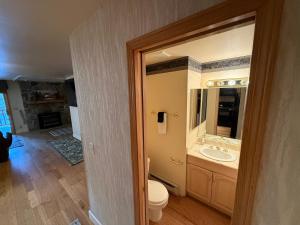 Ski In Out Snowflower 2BD Amazing Amenities