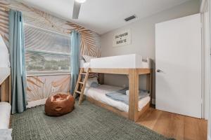 Waterfront Family & Pet Friendly for 8 2BR1BA