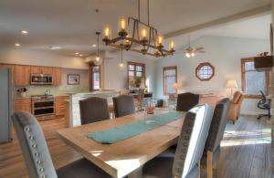 Boulevard Condo - Unit 232