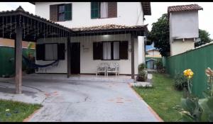 Large house 1 min from Porto da Barra and Manguinhos beach