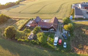 5 Bedroom Beautiful Apartment In Hasle