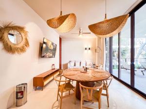 Gated 2BR apartment with rooftop pool