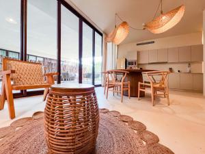 Gated 2BR apartment with rooftop pool