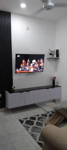 The Pearl 2 coral sands luxuries apartment