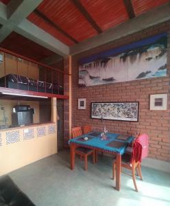 Artists loft w panoramic views pool