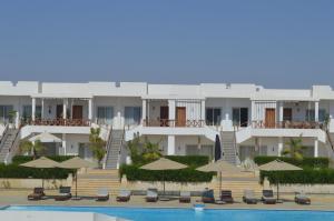 A Residence - Superior One Bedroom Aparthotel