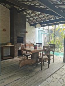 Casa com Hidromassagem - Praia da Maranduba