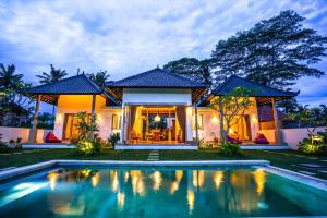 2 BR Villa with open view of rice paddies & sunset