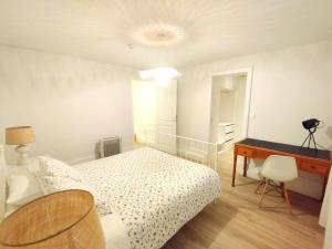 Elegant duplex, WiFi, Porto center