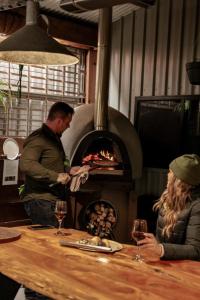 Humbug Bunk House & Hot Tub!