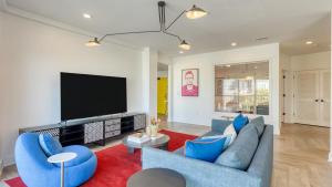 The Carter by AvantStay 2nd Floor Sleeps 48