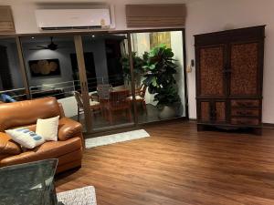 PALM PAVILION HUA HIN, APPARTEMENT 2 CHAMBRES avec TERRASSES SUR LA MER