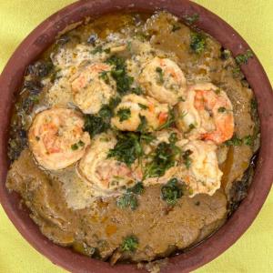 HERMOSO y amplio apartamento