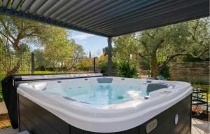 Nice Home In Fazana With Wifi