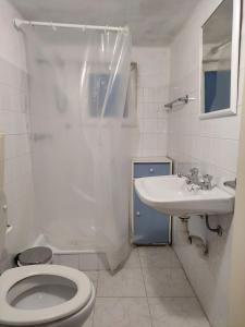 Classic 3BR Sintra Home near Beaches & Palaces