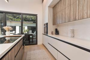 Luxury Miami Oasis with Heated Pool and BBQ Grill