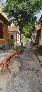 SCR-Glória- Charmosa Casa de Vila com 2 Quartos