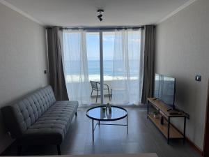 Departamento nuevo frente a la playa