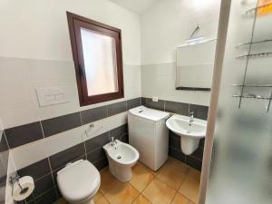 Apartment with a sea-view terrace img18