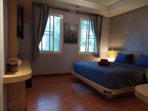 Harmony Naturist Resort Rawai Phuket 18yr minimum age only nudist nake d FKK