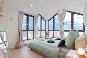 nJoy! Penthouse Filderstadt - Flughafen & Dachterrasse